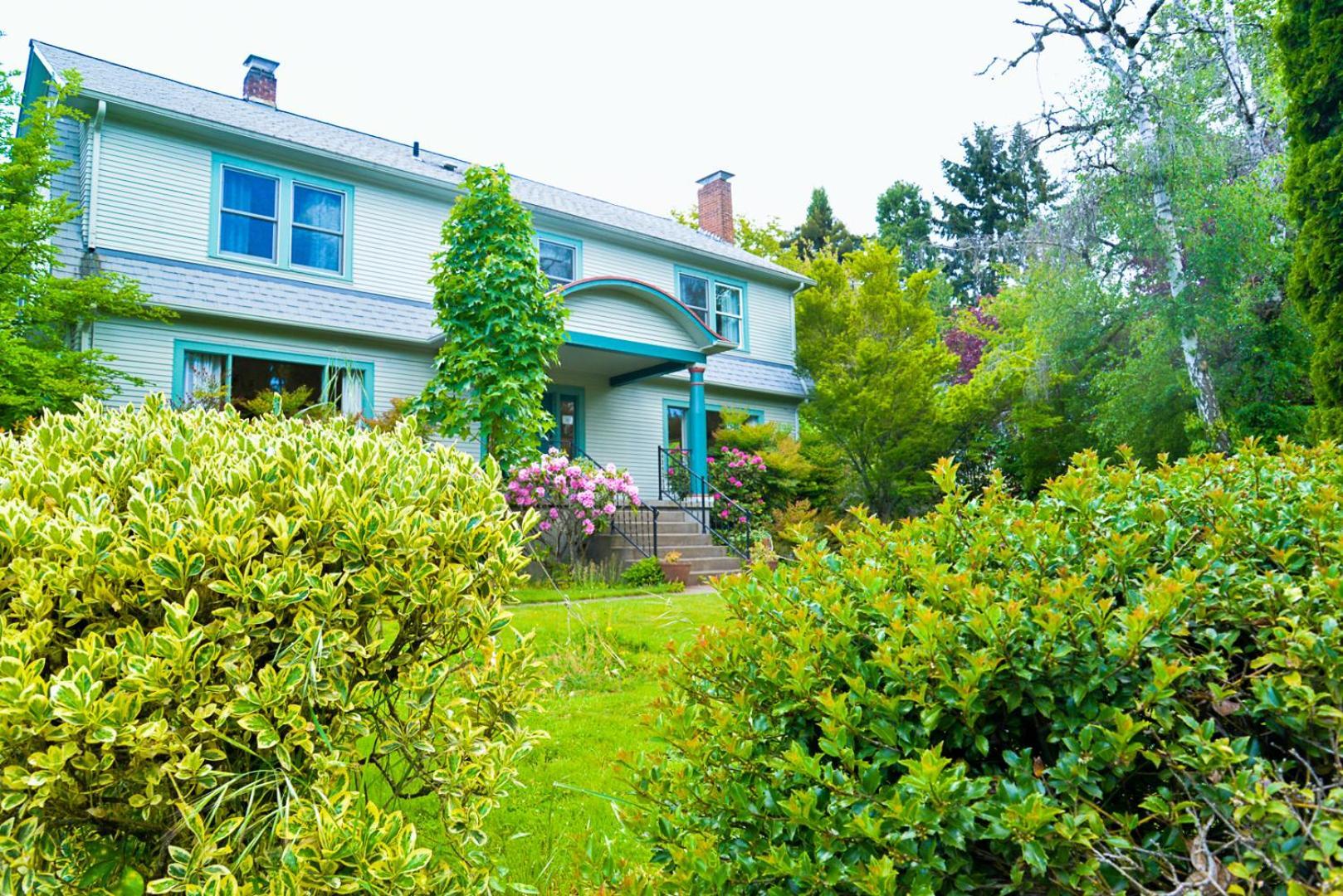 Riverpath Inn Eugene Bagian luar foto